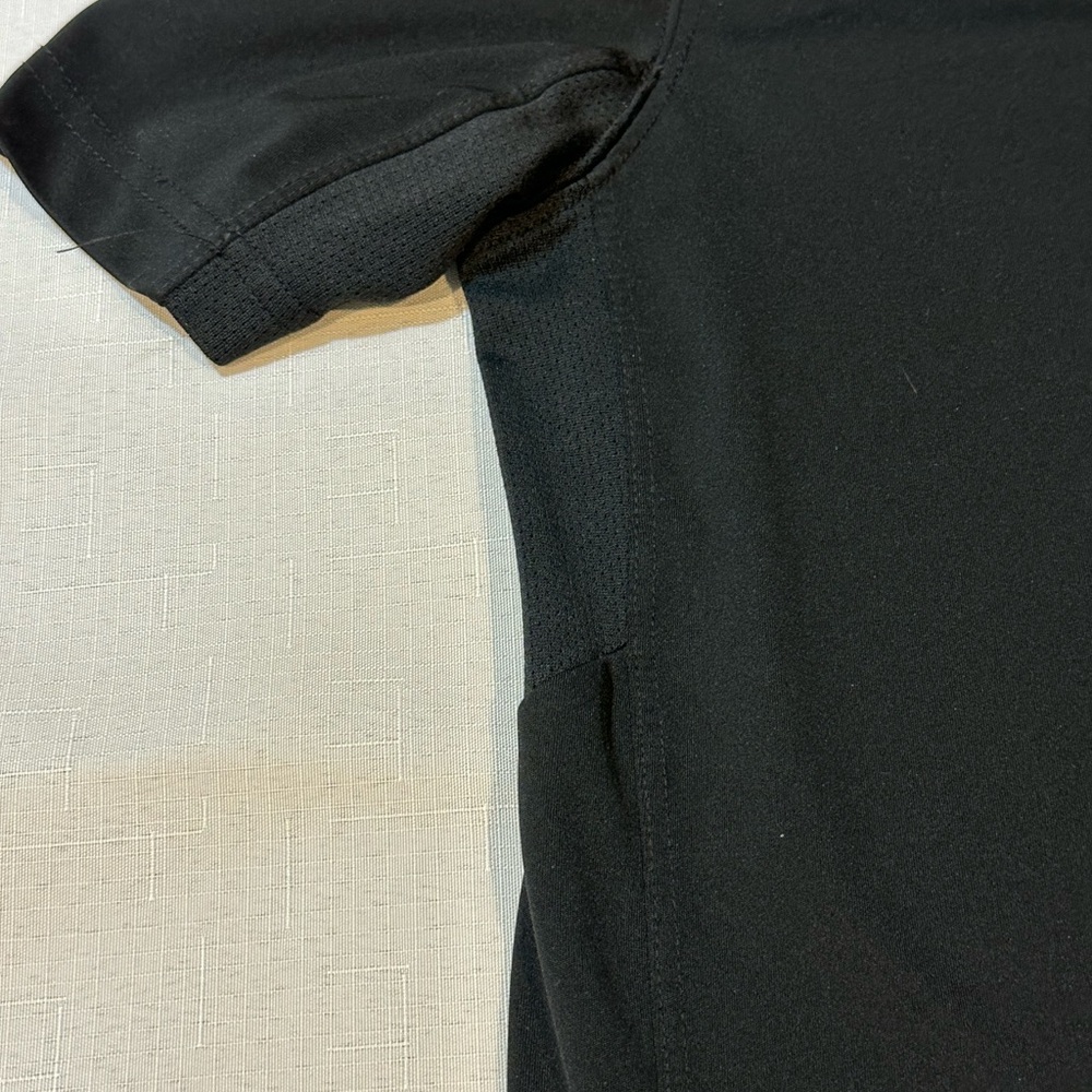 Nike Dri‑FIT T‑Shirt • Black/Red Swoosh • Men’s Large - Picture 11 of 12